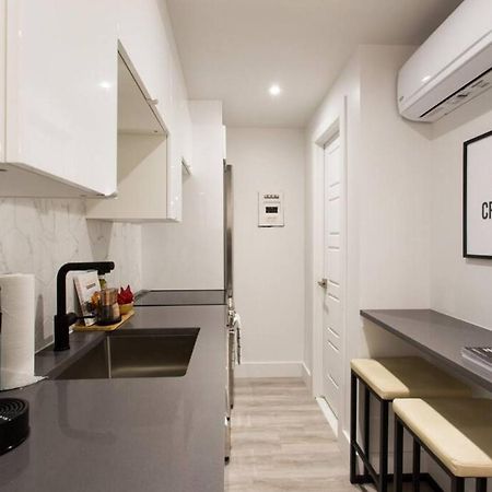 6768 - 102 Cozy And Fresh Mini Studio With Kitchen By Denstays Montreal Exterior photo